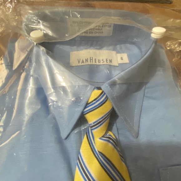 NWT Van Heusen Long Sleeve Shirt Tie Combo - Picture 2 of 5